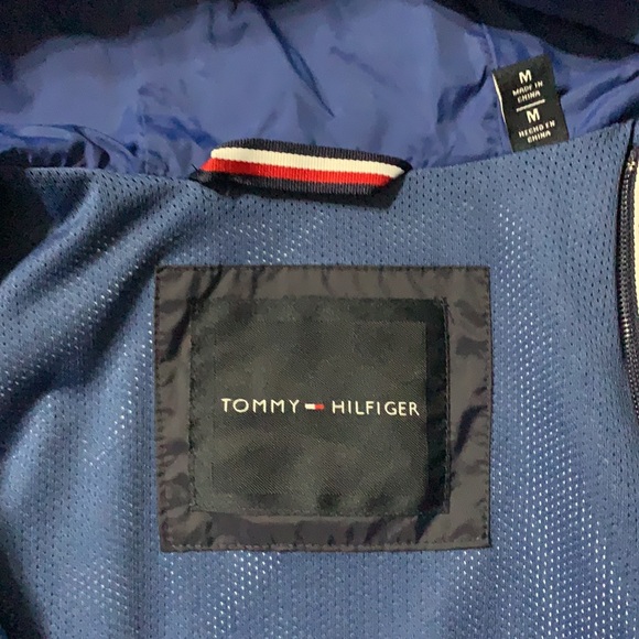 Men’s Tommy Hilfiger blue/black windbreaker Medium - Picture 3 of 5